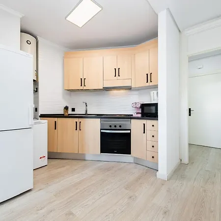 Marina Sunrise Apartment *