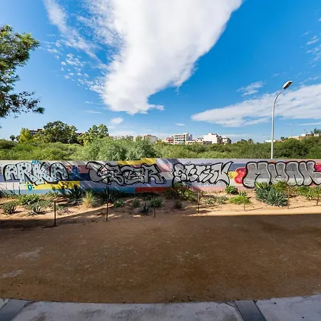 Marina Sunrise アパート *